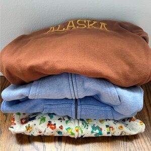 4T boy sweaters bundle